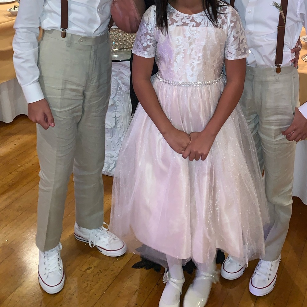 Girl dress - Worn once - Great Condition.